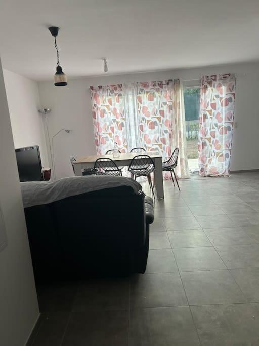 Appartement T3 Rez De Jardin Lucciana  Eksteriør bilde